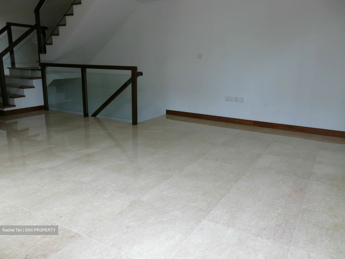 Eleven @ Holland (D10), Terrace #320649451